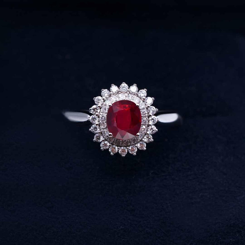 Ruby Ring For Women | Oval Ruby and Diamonds 18K White Gold Ring | Modern Gem Jewelry | Saratti