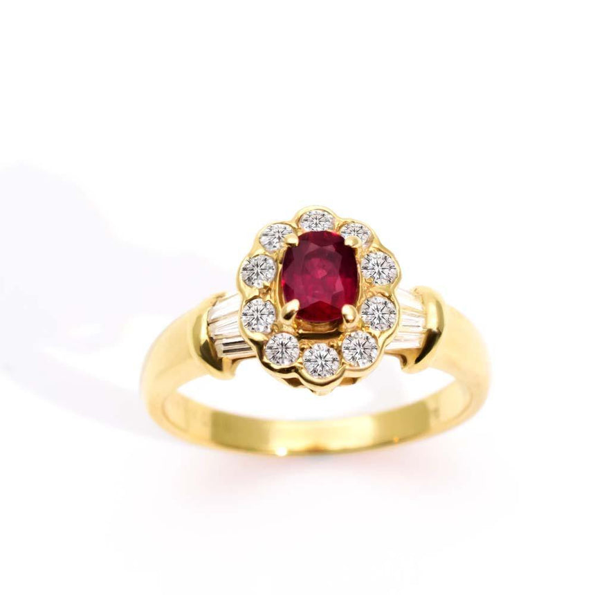 Gold Ruby Ring in 18K Yellow Gold | Modern Gem Jewelry | Saratti