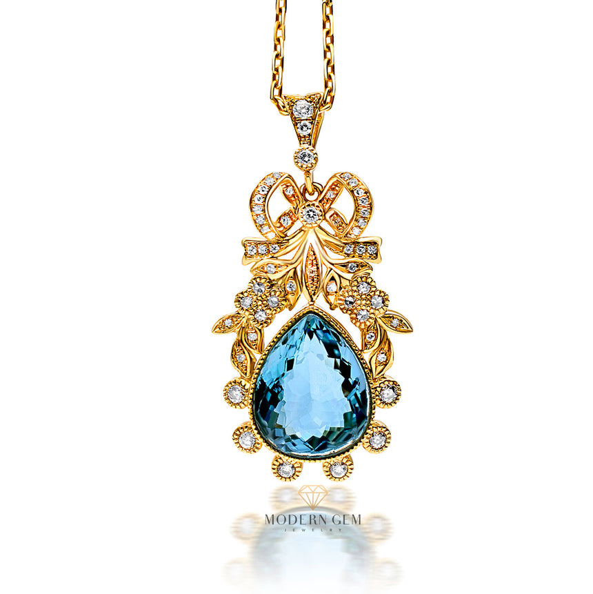Aquamarine Pendant Necklace & Natural Diamonds | Saratti