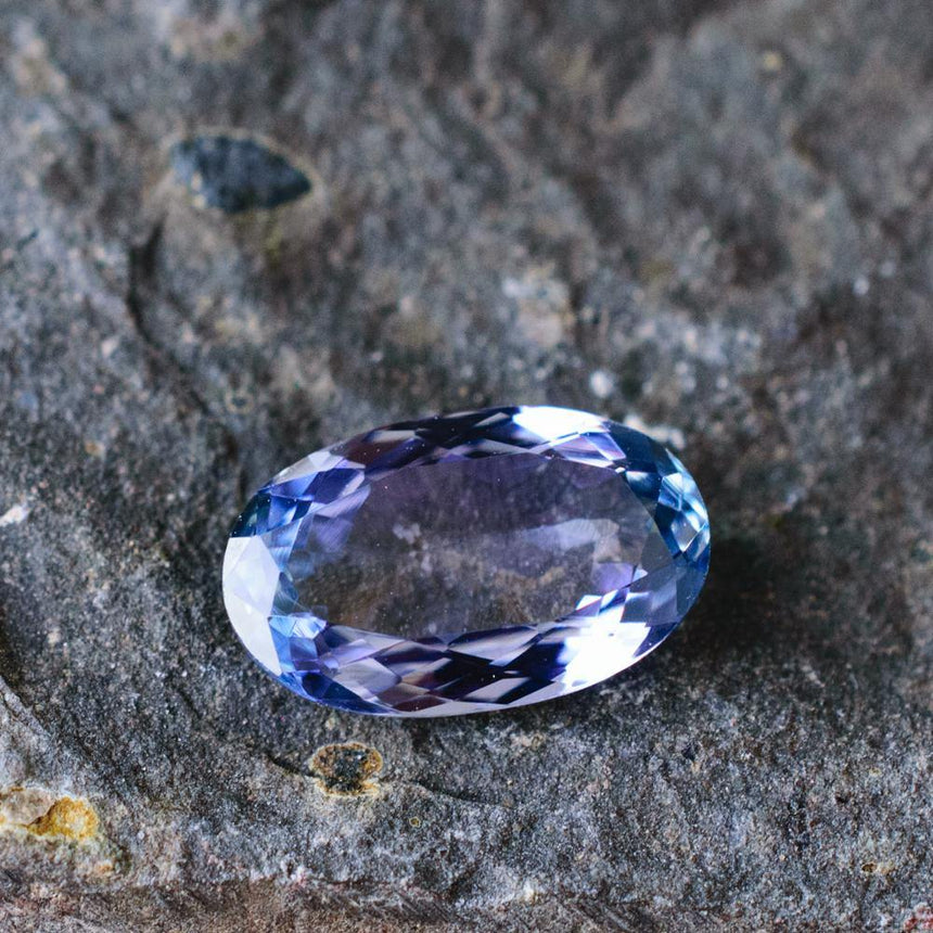 1.52 Carats Oval Cut Bluish Violet Genuine Natural Tanzanite Gemstone - Modern Gem Jewelry
