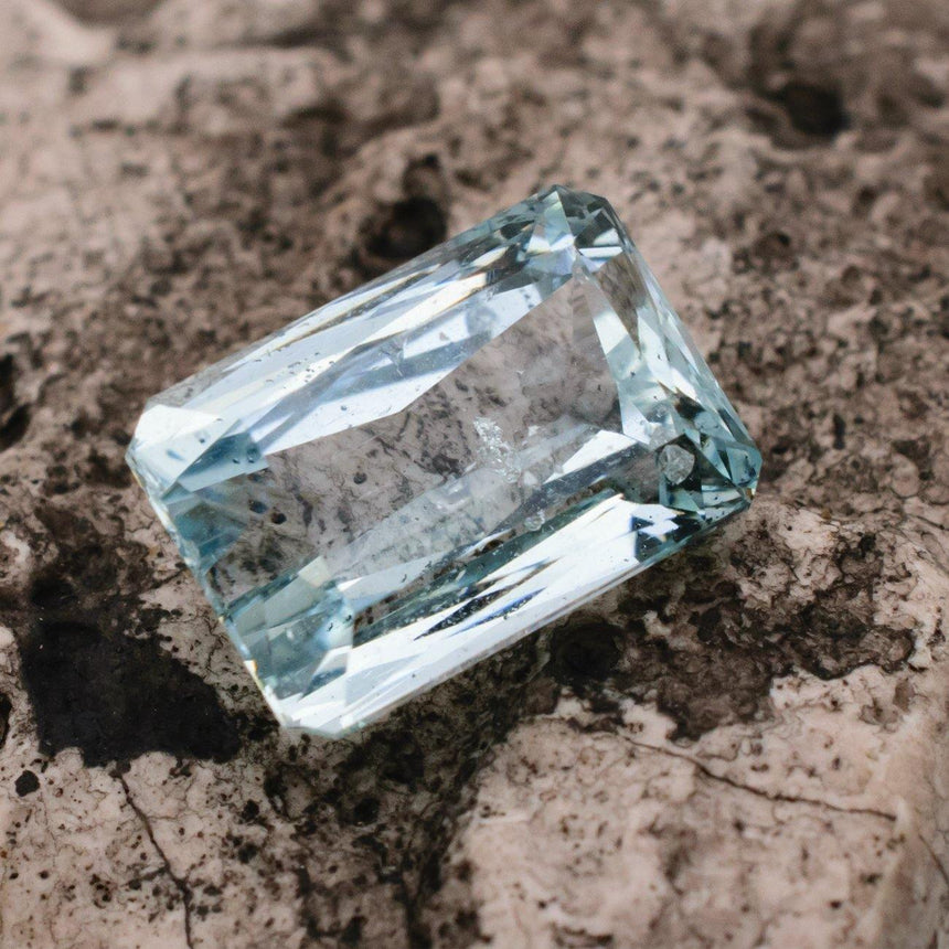 4.97 Carats Blue Natural Aquamarine Loose Gemstone Rectangular Cut - Modern Gem Jewelry