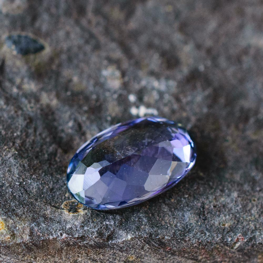 1.52 Carats Oval Cut Bluish Violet Genuine Natural Tanzanite Gemstone - Modern Gem Jewelry