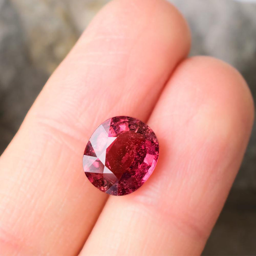 3.55 carats Oval Shape Purple Pink Natural Rubellite Tourmaline | 10.2 x 9.2mm - Modern Gem Jewelry