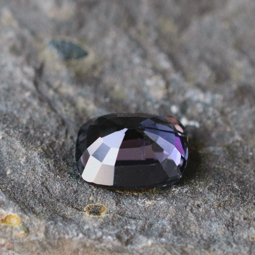 1.5 Carats Purple Blue Natural Spinel Cushion 8.7 x 5.7 x 3.6mm - Modern Gem Jewelry