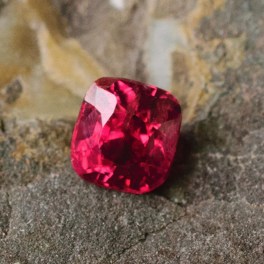 Bright & Lively Red Natural Spinel Gemstone 0.32 Carats - Modern Gem Jewelry
