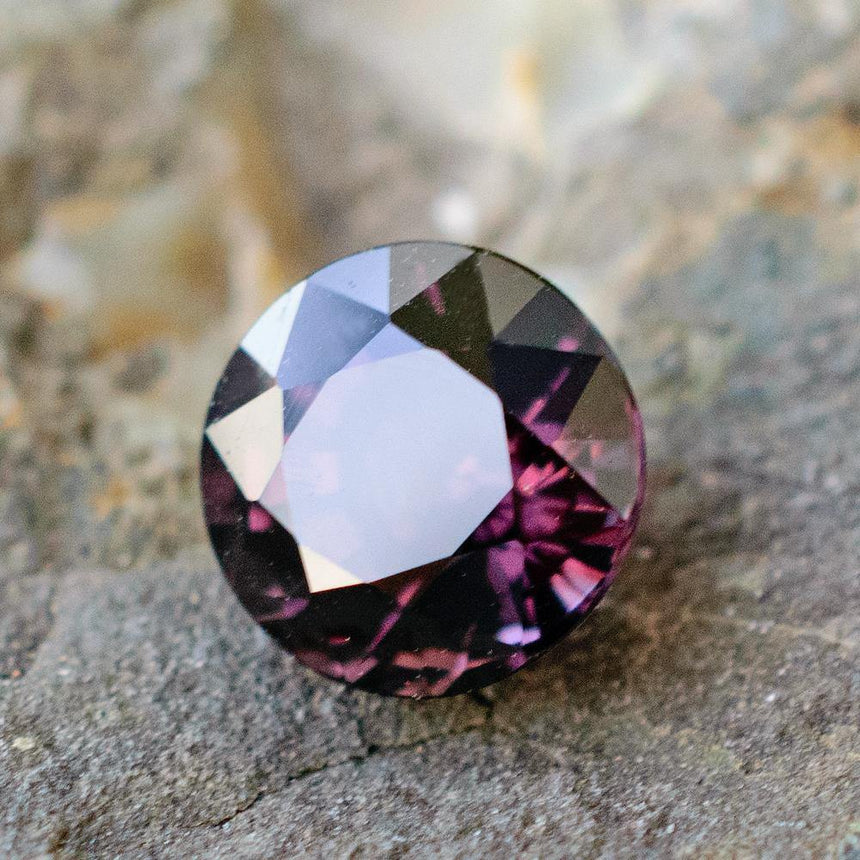1.35 Carats Bluish Purple Round Natural Spinel 6.25 x 6..25 x 4.68mm - Modern Gem Jewelry