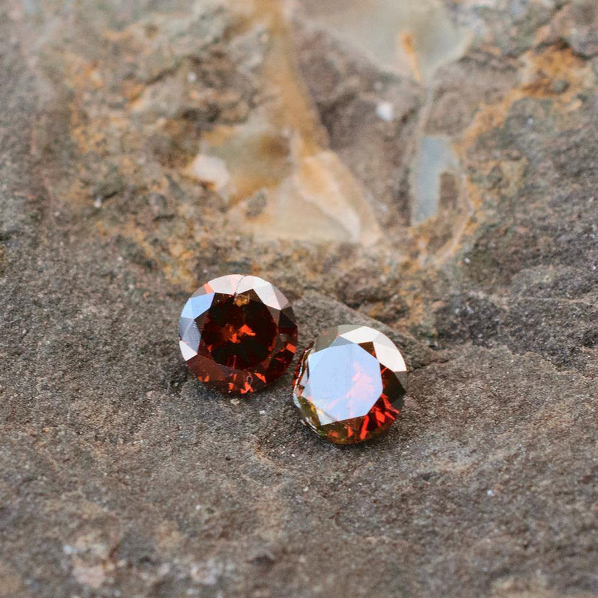 Perfectly Matched 0.3 Carats Natural Orange Red Diamonds For Earrings - Modern Gem Jewelry