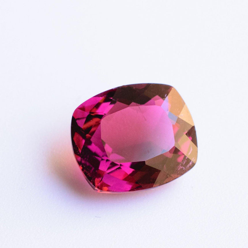 3.23 Carats Intense Purple Red Natural Rubellite Tourmaline Cushion Cut - Modern Gem Jewelry