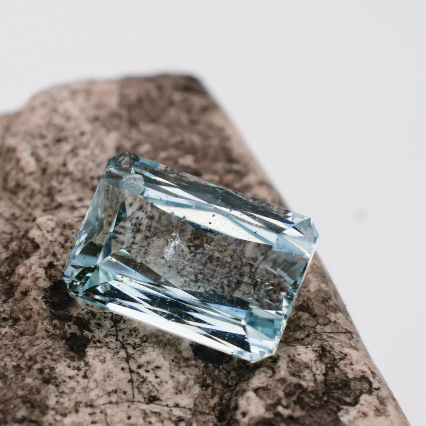 4.97 Carats Blue Natural Aquamarine Loose Gemstone Rectangular Cut - Modern Gem Jewelry