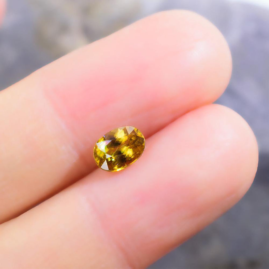 0.99 Carats Yellow Natural Sphene Gemstone 7mm x 5mm x 3.8mm - Modern Gem Jewelry