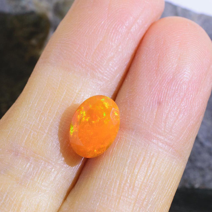 1.63 Carats Natural Fire Opal Gemstone Oval Shape | 6.8mm x 4.3mm - Modern Gem Jewelry