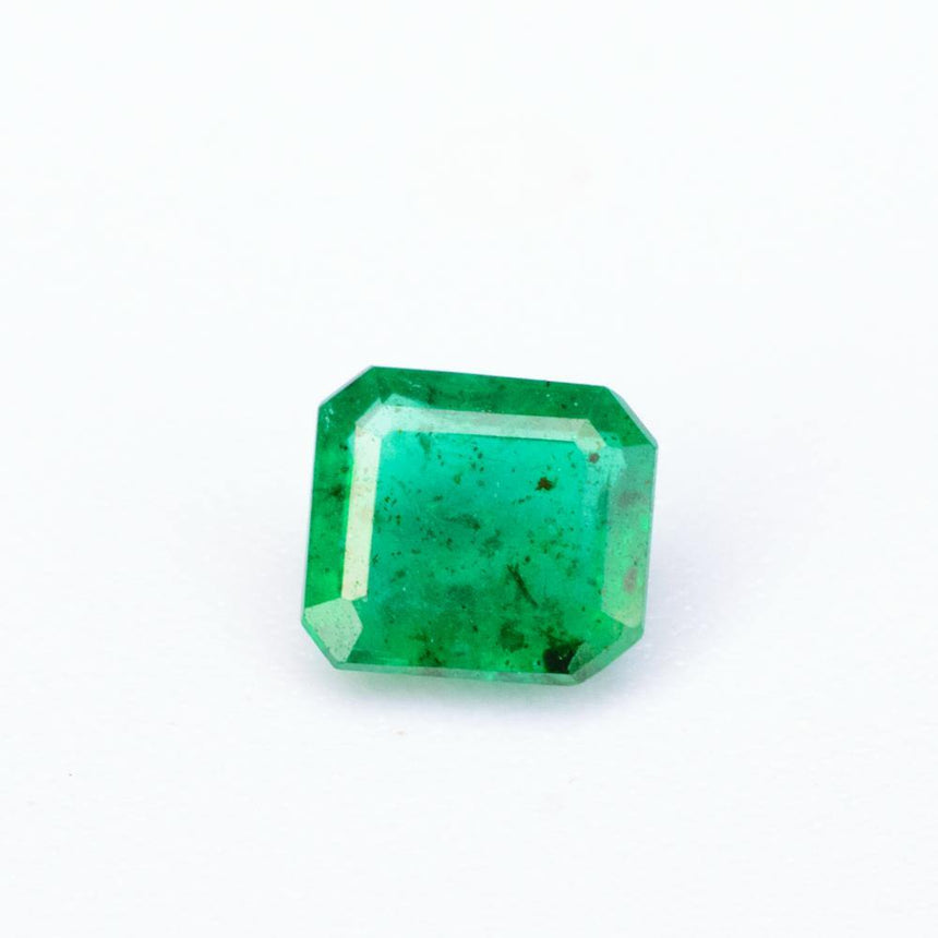 0.47 Carats Fine & Loose 100% Earth Mined Natural Emerald Gemstone - Modern Gem Jewelry