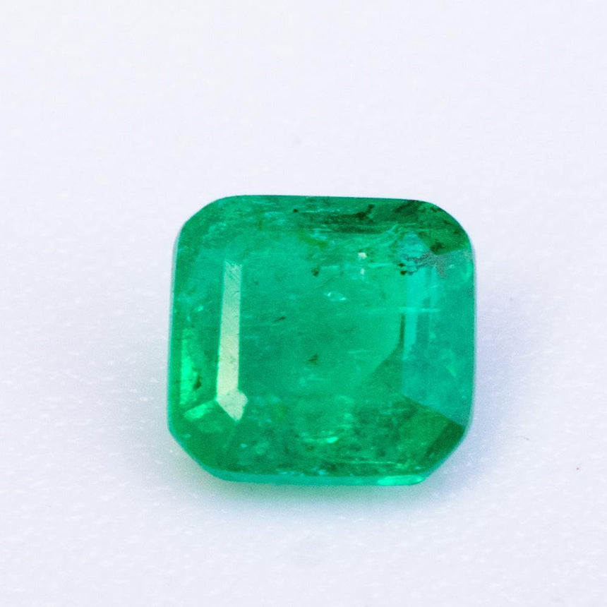 0.26 Carats Bright Green Zambian Natural Emerald Gemstone | 3.5mm x 4mm - Modern Gem Jewelry