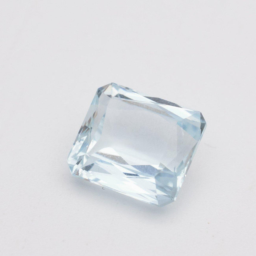 2.21 Carats Natural Aquamarine Emerald Cut Loose Gemstone - Modern Gem Jewelry