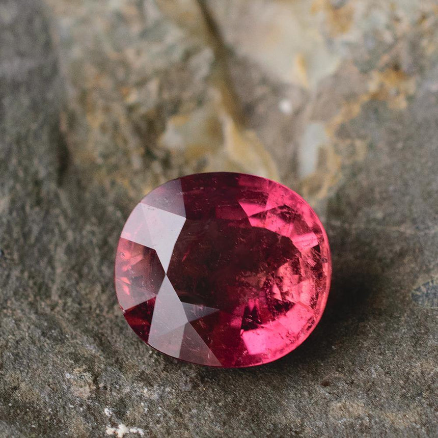 3.55 carats Oval Shape Purple Pink Natural Rubellite Tourmaline | 10.2 x 9.2mm - Modern Gem Jewelry