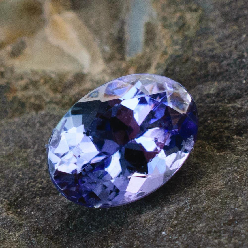 0.92 Carats Bluish Purple Natural Tanzanite Oval Shape Loose Gemstone - Modern Gem Jewelry