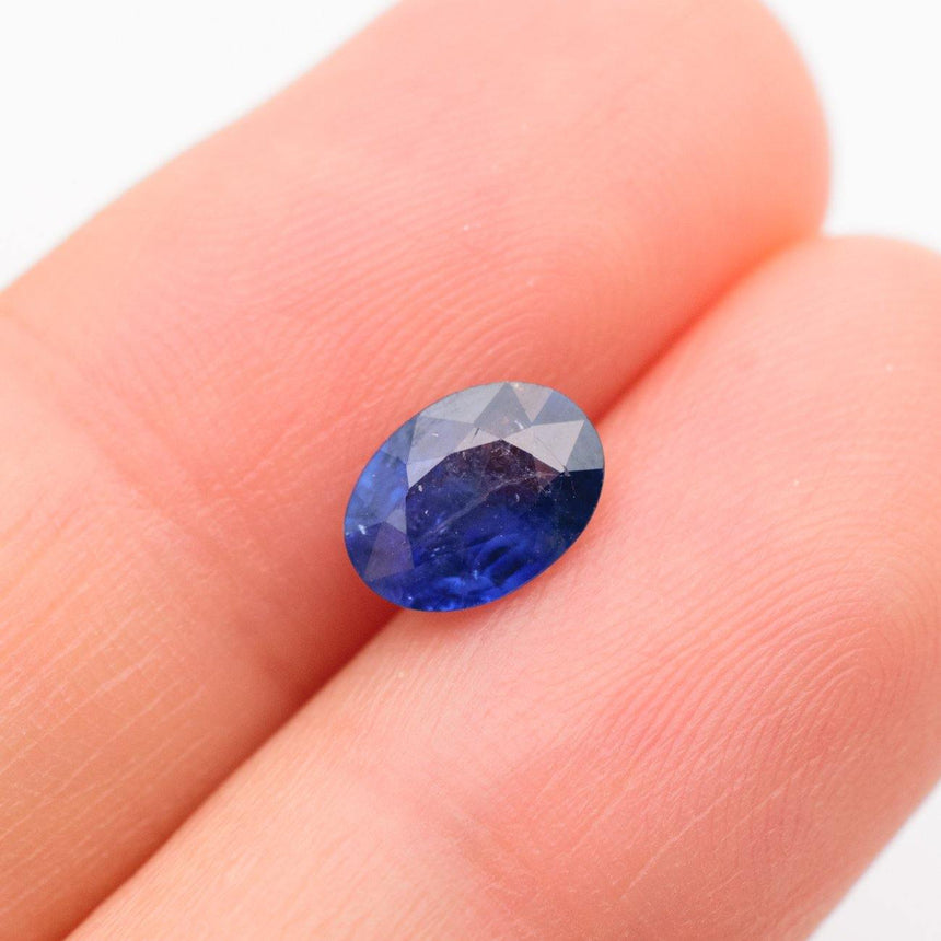 Natural Blue Sapphire Gemstone | Oval Cut Sri Lankan Blue | 1.18 carats Heated | Custom Jewelry | Modern Gem Jewelry