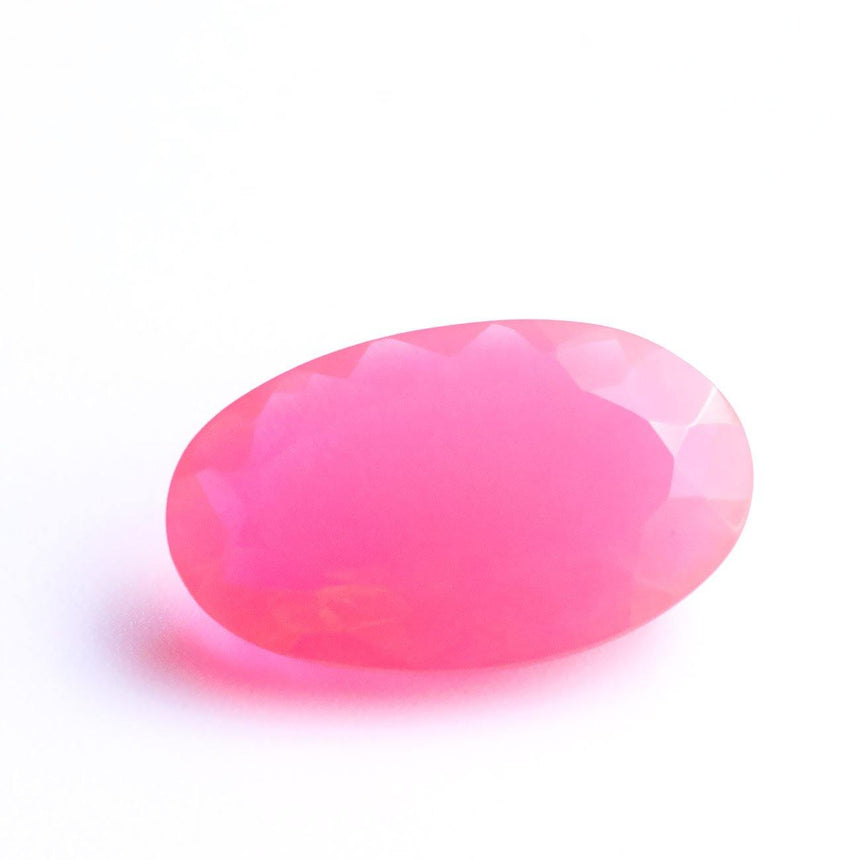 4.2 Carats, Rich Pink Ethiopian Natural Opal Oval 5.22mm x 5.43mm - Modern Gem Jewelry