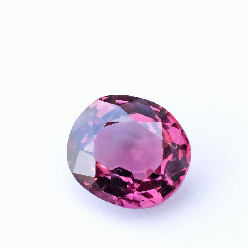 1.21 Carats Purple Pink Natural Spinel Oval Cut | 6.8x6.1x3.68mm - Modern Gem Jewelry