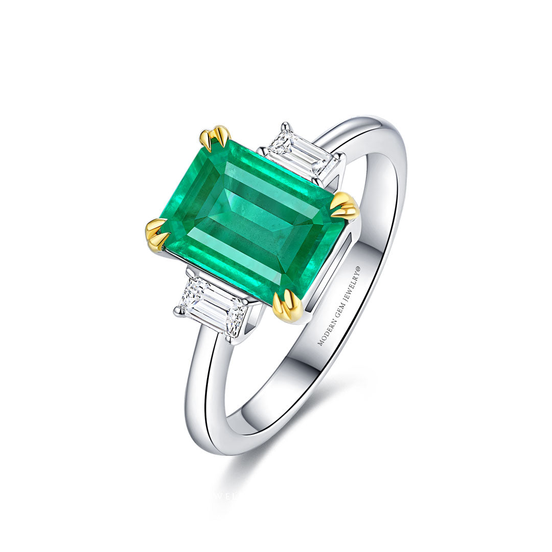 Emerald Birthstone Ring with Diamonds Three Stone Design 18K White Gold | Custom Made Emerald Ring | Modern Gem Jewelry | Saratti