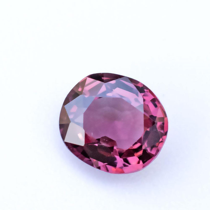 1.21 Carats Purple Pink Natural Spinel Oval Cut | 6.8x6.1x3.68mm - Modern Gem Jewelry