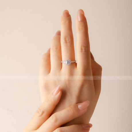 Natural Diamond Ring in 18K white gold