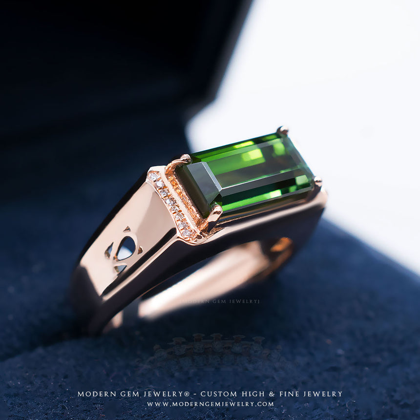 Green Tourmaline Engagement Ring & Diamonds In Rose Gold | Custom Rings | Modern Gem Jewelry | Saratti