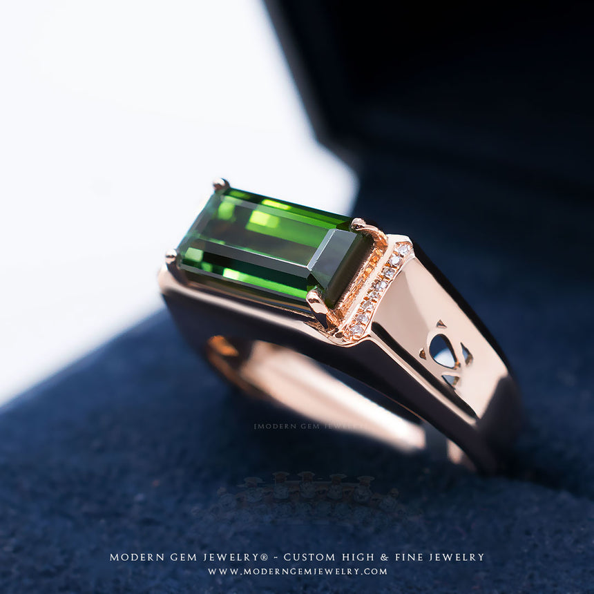 Green Tourmaline Engagement Ring & Diamonds In Rose Gold | Custom Rings | Modern Gem Jewelry | Saratti