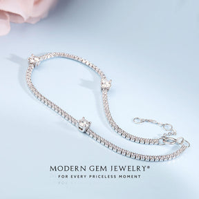 Timeless Moissanite Bracelet in 18K White Gold | Modern Gem Jewelry