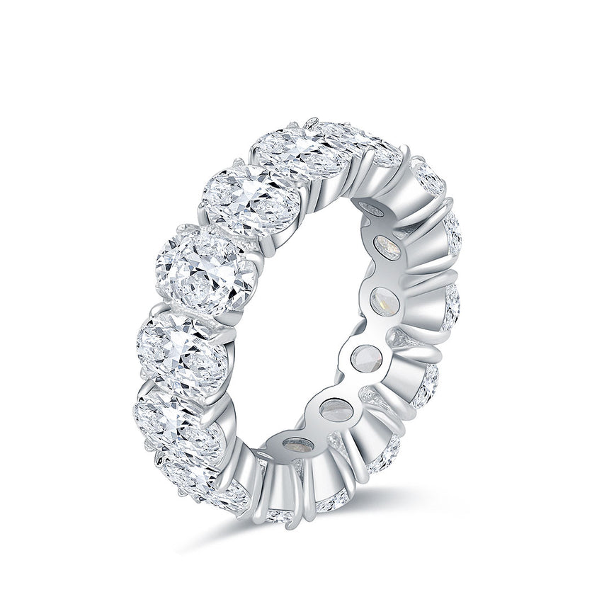 Thick Diamond Wedding Bands 14 carats Oval in White Gold | Modern Gem Jewelry | Saratti