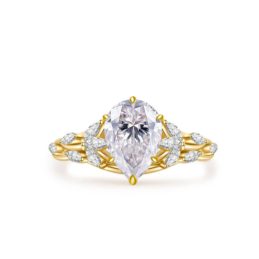 3 carat Pear Shaped Diamond Ring in Yellow Gold | Modern Gem Jewelry | Saratti