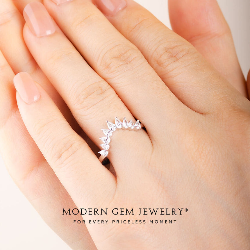 Curved Wedding Band Tiara Inspired | Modern Gem Jewelry| Saratti