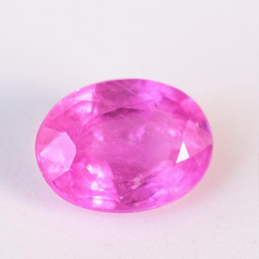 Natural Sapphire Gemstone | Oval Cut Pink | 1.07 Carats Heated | Custom Jewelry | Modern Gem Jewelry