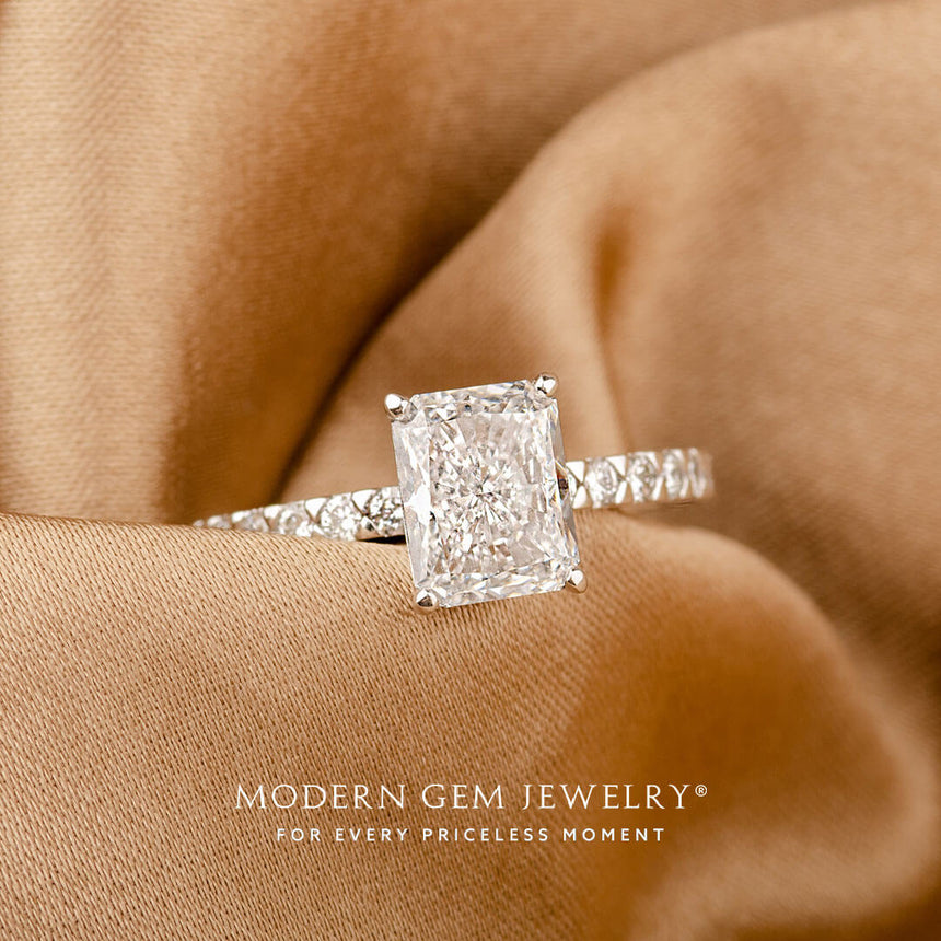 18K White Gold Radiant Cut Diamond Engagement Ring