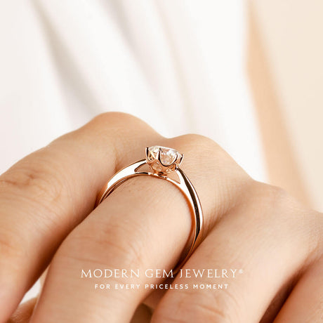 Rose Gold Round diamond solitaire engagement ring