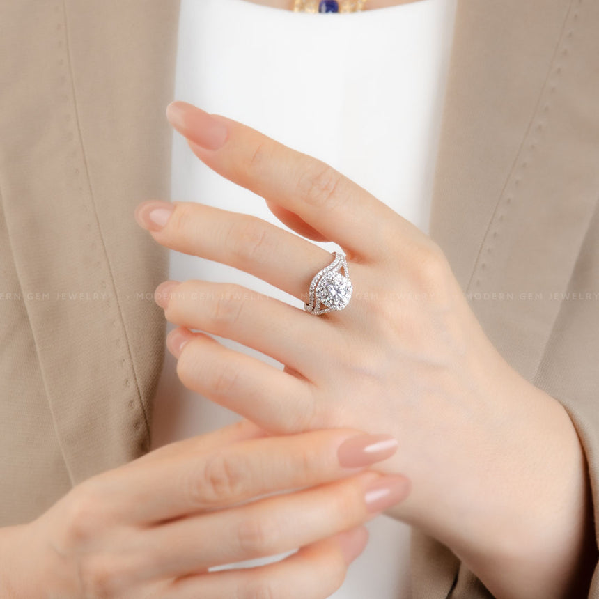 Lab-Grown Diamond Halo Bridal Set