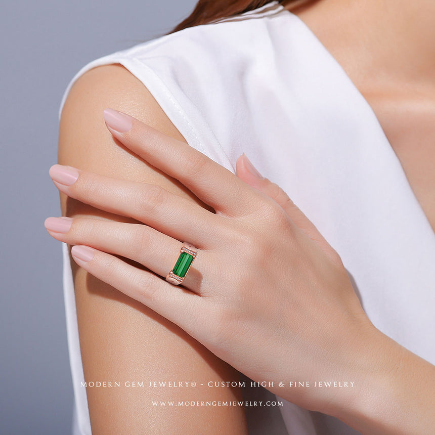 Green Tourmaline Engagement Ring & Diamonds In Rose Gold | Custom Rings | Modern Gem Jewelry | Saratti