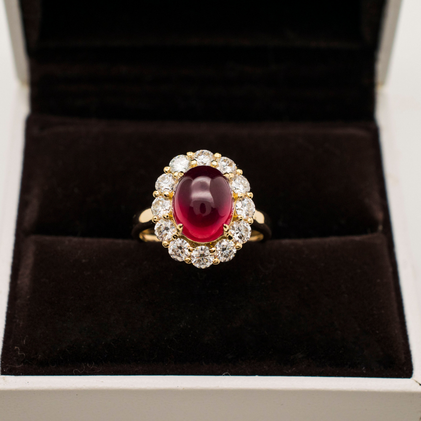 Natural Ruby & Natural Diamonds 18K Yellow Gold - Modern Gem Jewelry | Saratti