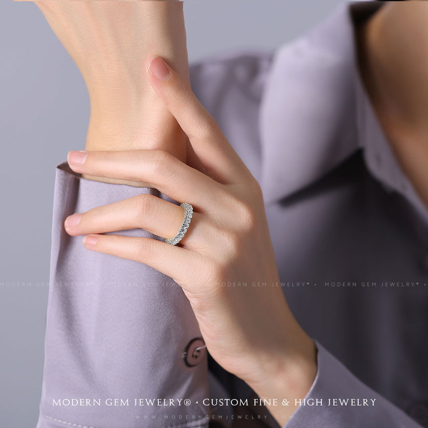 Oval Wedding Band in White Gold Prong Set | Modern Gem Jewelry | Saratti