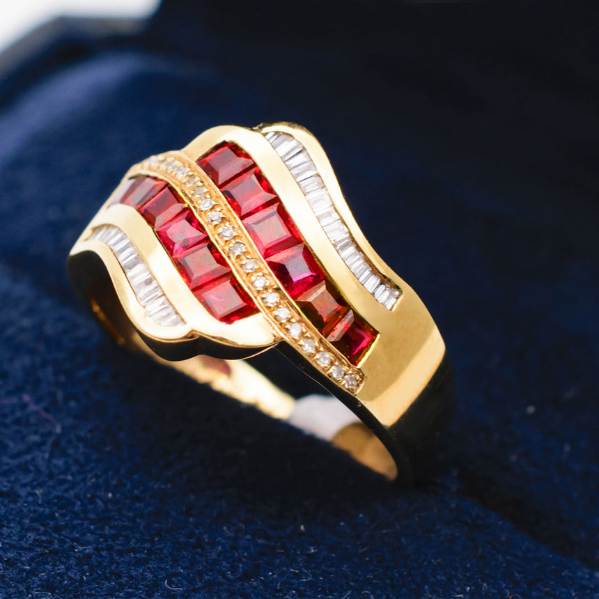 Vintage Ruby Rings in 18K Yellow Gold | Modern Gem Jewelry | Saratti