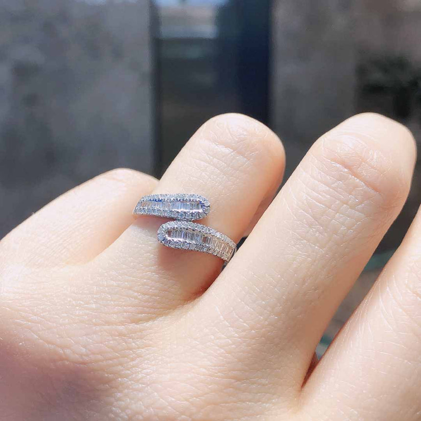Baguette and Round Diamond Band in White Gold on Female Finger | Modern Gem Jewelry | Saratti