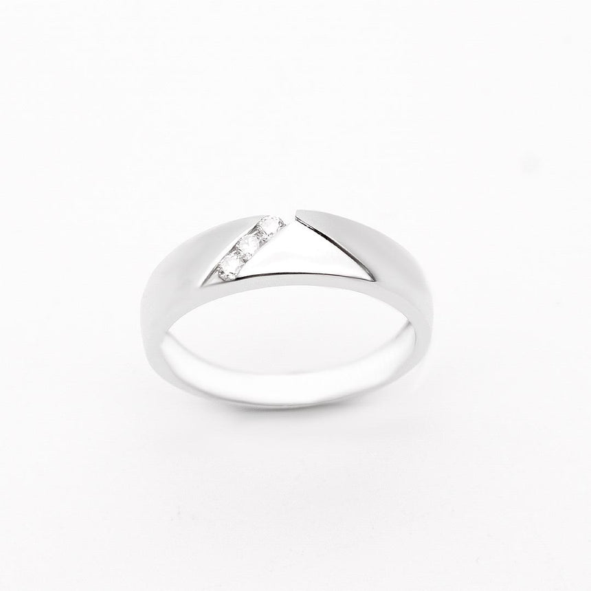 4mm Mens Wedding Band For Him | Modern Gem Jewelry | Saratti