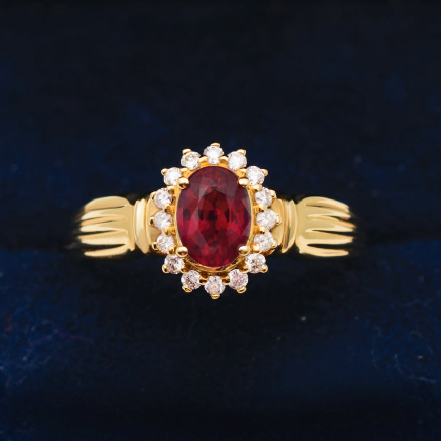 Vintage Ruby Rings in 18K Yellow Gold | Modern Gem Jewelry | Saratti