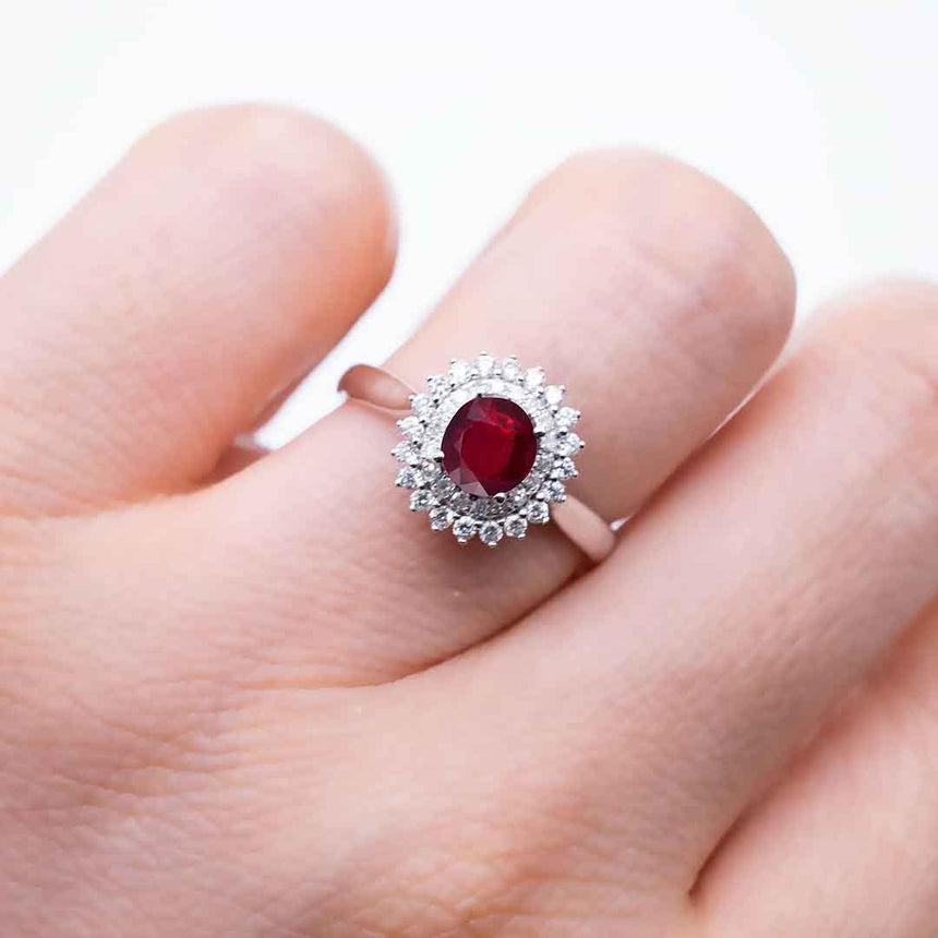 Ruby Ring For Women | Oval Ruby and Diamonds 18K White Gold Ring | Modern Gem Jewelry | Saratti