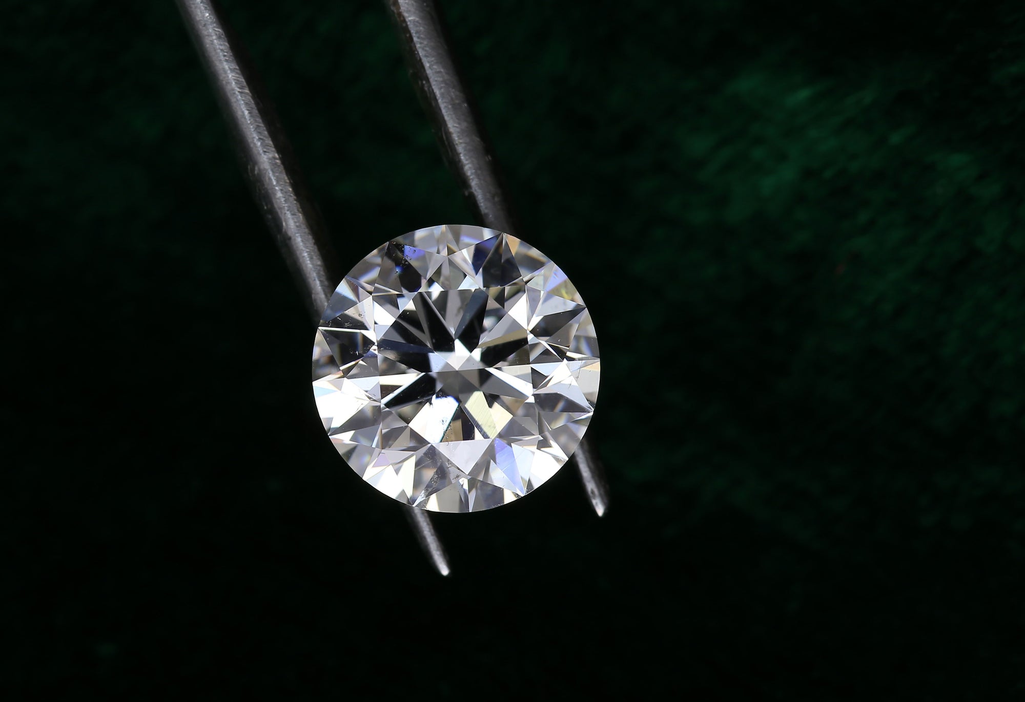 Diamond Treatment- Modern Gem Jewelry