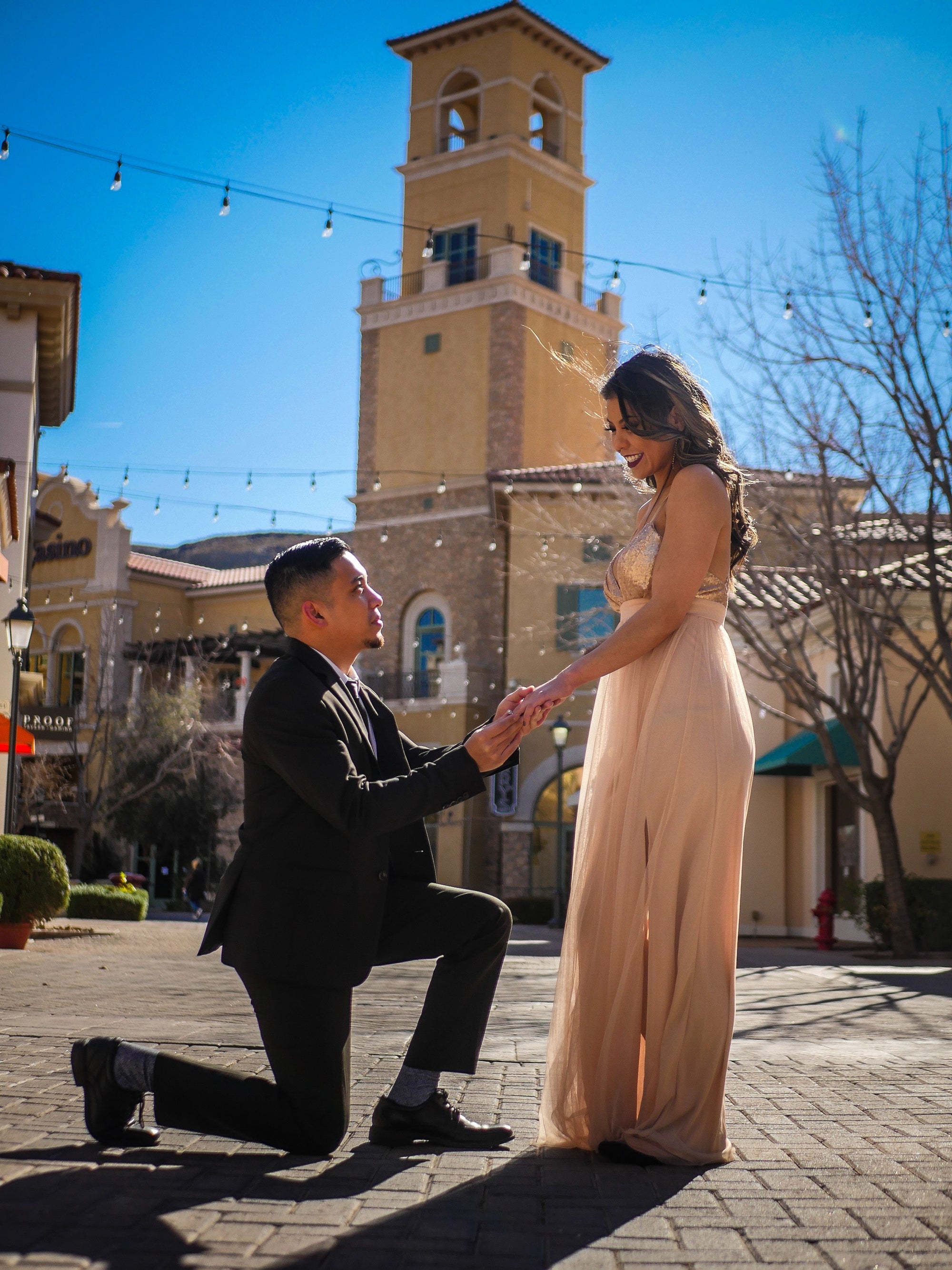 6 Romantic Steps to Propose in 2023 | Modern Gem Jewelry