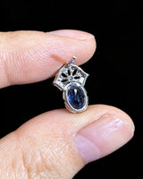 0.09ct of diamonds adds controlled brilliance around the upper geometric motif | SARATTI