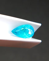 0.91 carat Neon Blue Paraiba Tourmaline loose gemstone close view | SARATTI