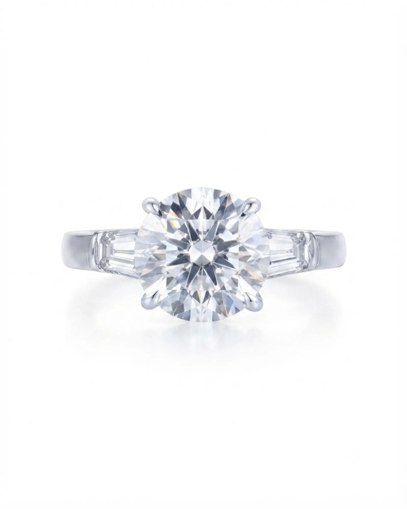 Terzo Tesoro – Natural Round Diamond Three-Stone Engagement Ring