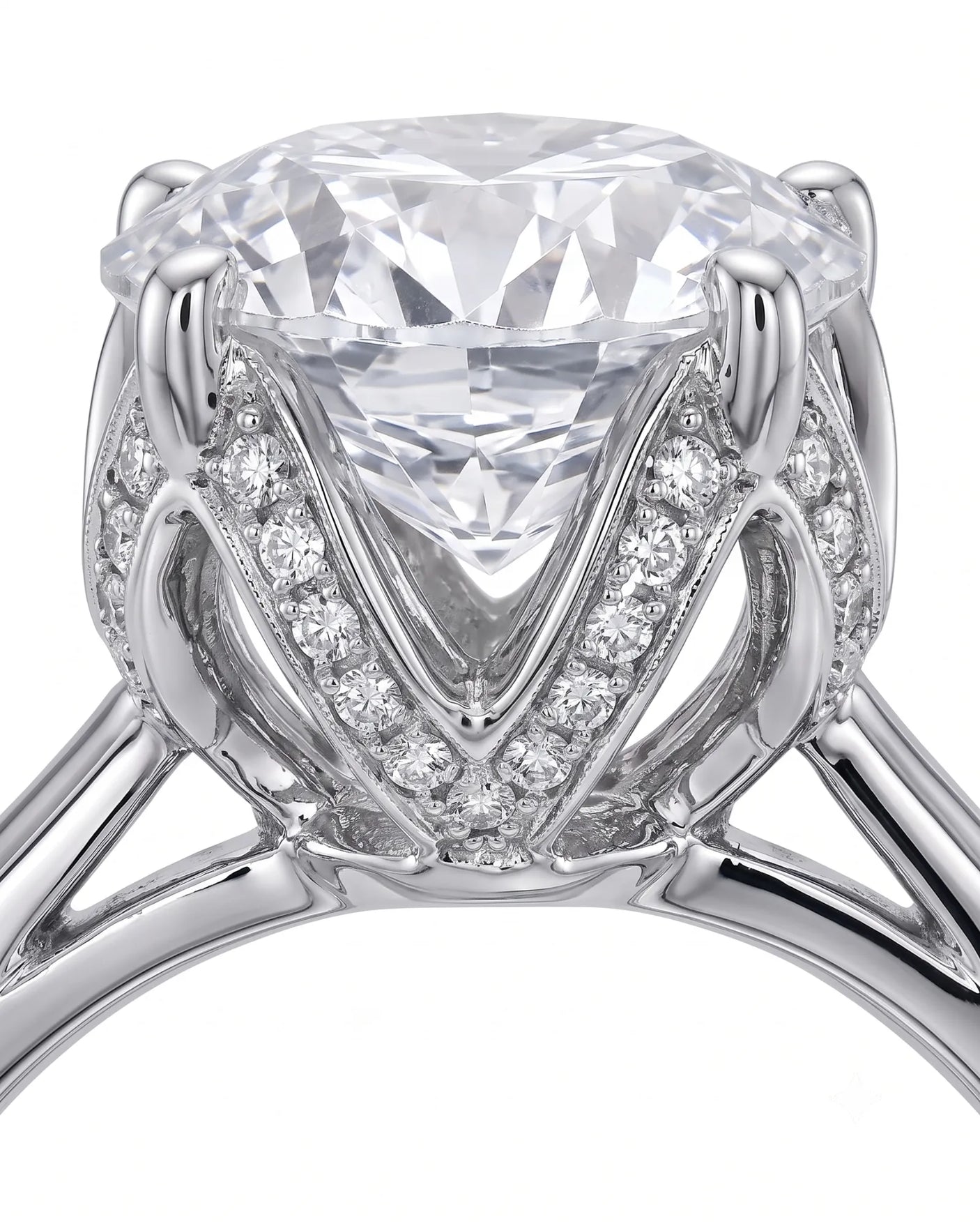 Elina • Round Moissanite Engagement Ring in White Gold